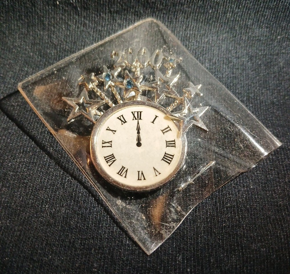 Vintage Avon Millennium Year 2000 Silver & Rhinestone Brooch Pin Jewelry