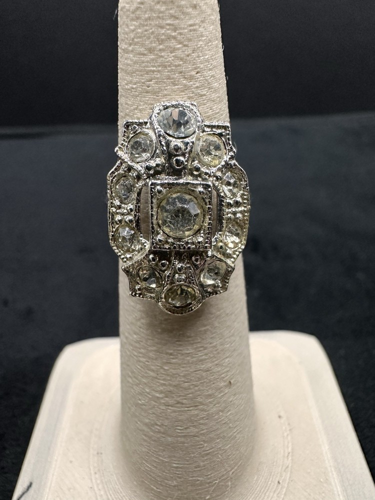 Vintage Estate Sale Uncas Art Deco Paste Rhodium Plated Ring Size 5.5