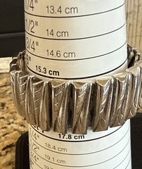 Monet Designer Signed Silver Tone Stretchable Bracelet Size 6” Vintage