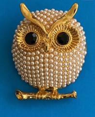 Golden Owl Brooch Pendant 1.7X1.3 inches