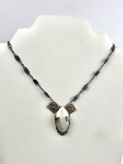 VTG Nouveau Deco MOP & Silver Filigree Pendant & Filigree Chain Necklace 15.25”