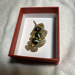 Vintage Filigree Leaf Watermelon Rivoli Vitrail Crystal Gold Tone Brooch Pin