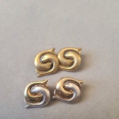 Signed MMA entwined dolphin clip earrings Metropolitan Museum Art lot of 2 pairs