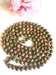 BEAUTIFUL Vintage HAND KNOTTED FLAPPER NECKLACE Natural UNAKITE Stone 56”in,131g