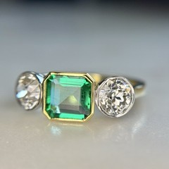 New by Heritage No Oil Emerald 3 Stone Old European Diamond Ring 2.45 ctw