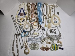 Vintage Jewelry Lot Beaded Necklace Earrings Brooch Pin Bracelet Gold Silver