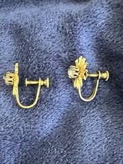 Vintage Sun Earrings Rhinestone Gold Tone Screw Back Dainty Everyday Retro