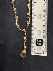 Vintage Avon Extraordinary Briolette Vine Gold Tone Tear Drop Y Dangle Necklace
