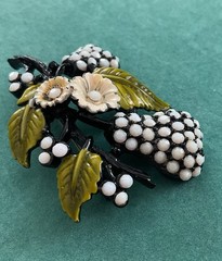 Vintage Hollycraft Milk Glass Rhinestone PEAR FRUIT Enameled Jappaned Brooch