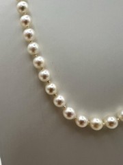 Vintage Japanese 16” Saltwater Akoya Pearl Choker Necklace WG 14k clasp 5.4-6mm