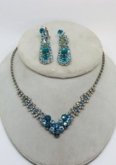 VTG CHRISTINA COLLECTION NECKLACE/EARRING SET TEAL/BLUE/CLEAR/SMOKEY RHINESTONES