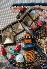 Vintage To Now Tangled Costume Jewelry Lot Mixed Gold Silver Tone Unsearched 2LB