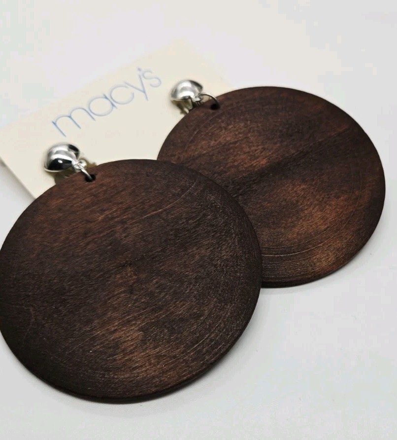 Wood Clip on Earrings Dangle Silver tone Boho 80’s style Vintage Macy’s 2.75 in