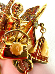 Vintage Brooch Kirks Folly Charms Travel Adventure Dangle Goldtone