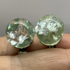 Vtg Clear Crackle Glass Orb Ball Bead Chunky Stud Earrings Clip Huggie