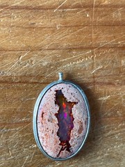 Vintage Mexican Cantera Fire Opal Crystal Gemstone Pendant 1.15″ 4.3 Grams