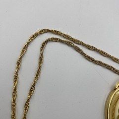 Vintage Floral Roses Cameo Pendant Necklace 23” Rope Chain Gold Tone