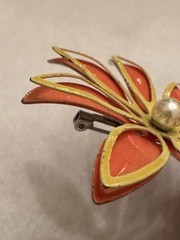 Vintage Mod Flower Brooch Pin Orange Yellow Faux Pearl Center 2.5in