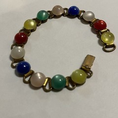 Vtg Multicolor Glass Cabochon Brass Bracelet Fold over Clasp 7.25”