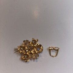 Vintage Gold Tone Rhinestone Eyeglasses Scarf Clip Ring Novelty Glasses Brooch⁠