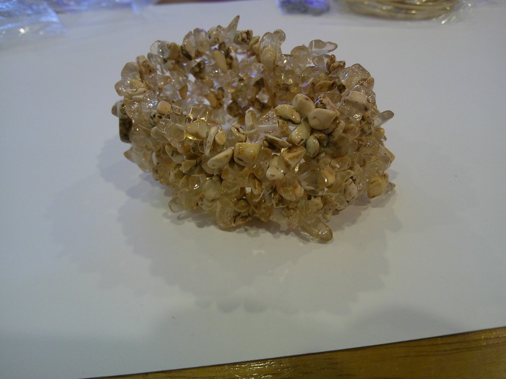 Sea Glass Chip & STONES Bracelet Beaded PINKISH/TAN STRETCHABLE 1 3/8″ WIDE