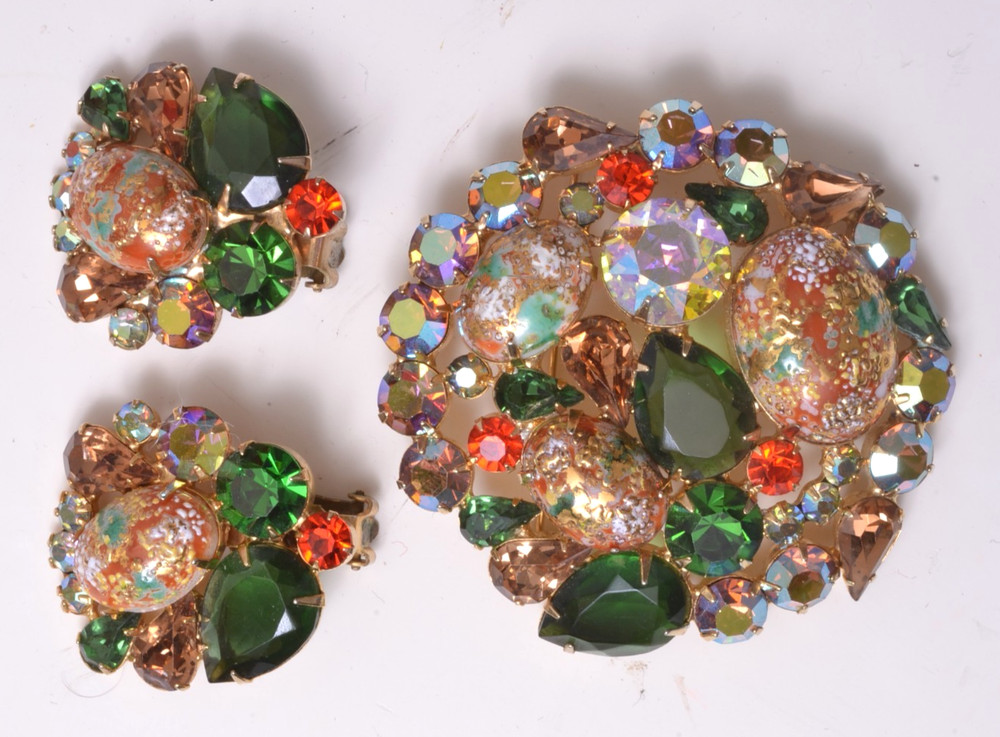 D & E Juliana Demi Parure Set Easter Egg Rhinetone Brooch & Clip On Earrings VTG