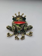 Vintage Frog Brooch Pin Green Rhinestone Eyes Gold Tone Animal Coat Scarf Gift N