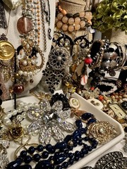 Pretty Junk Jewelry Lot Vintage And Modern Mix 9 1/2 Lbs. For Repurpose Or Craft