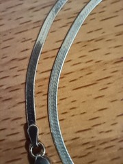 Vtg 925 Italy Sterling Silver 2.5mm Herringbone Chain 18″ long Necklace