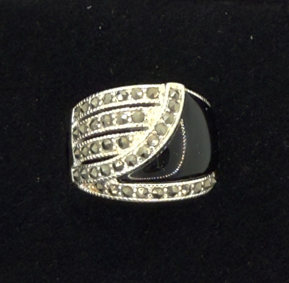 Ross Simons Sterling Silver Ring Black Onyx Marcasite Size 7 New