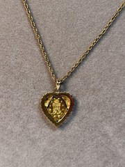 Vintage 12kt Gold Filled Miraculous Mary In Heart Pendant Necklace Nibless Clasp