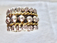 VINTAGE 925 STERLING SILVER HALLMARKED B SILVER AND GOLD BAND SIZE 5 RING