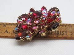 VINTAGE Red Pink Amber Glass Diamond RHINESTONE Gold tone Brooch