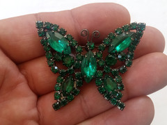 Vintage Forest Green Butterfly Brooch Navette Rhinestones Pin 2″ Unsigned Weiss?