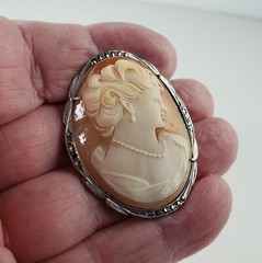 Victorian 800 Silver Cameo Lady Brooch with Marcasite 9.2g [7487]