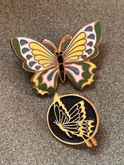 Lot of Yellow White Green & Blue Enamel Goldtone & Black Flying Butterfly in