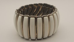 Vintage White Lucite Accordian Metal Stretch Bracelet READ