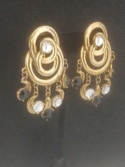 Signed CRAFT Goldtone intertwined circles black clear stones dangle earrings