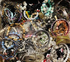 5 Lb Lot Fashion Costume Beaded Bracelets Vintage Mod Boho Glass Lucite Acrylic