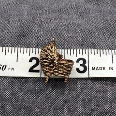 Vintage 9ct Yellow Gold Moses Basket Cradle Bassinet with Baby Charm London