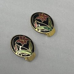 Cloisonne Stud Button Earrings Flower Iris Enamel Black Base Clip On Vintage .75