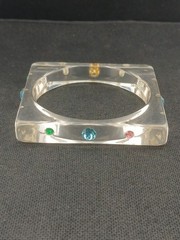 MID-CENTURY Clear Square lucite multicolor inset faceted stones bangle bracelet
