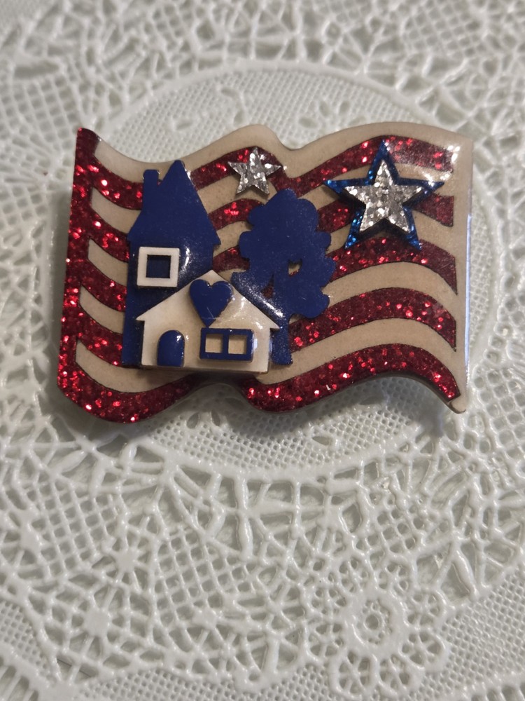 Vintage Lucinda Signed House Pin/Brooch July 4th Patriotic Flag Red/White/Blue