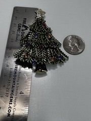 Avon 2008 5th Annual Christmas Tree Brooch Multicolor Rhinestones And Enamel