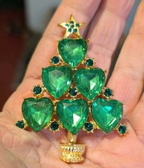 Lia Gorgeous Large Green Heart Glass Christmas tree brooch nos