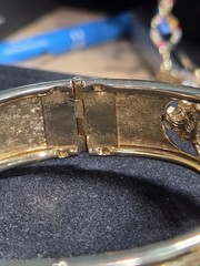 Vintage 1980s-1990s Victorian Revival Gold Tone Mother Of Pearl Bracelet 7″