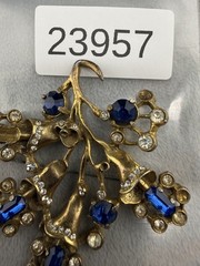 Vintage Pot Metal Brooch Gold Tone Blue Rhinestone READ
