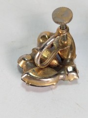 Vintage Multicolor Rhinestone Leaf Gold Tone Screwback Earrings Huggies Fashion
