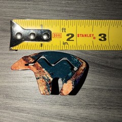 Vintage 1990 Heartline Native American Tribal Bear Brooch – 2.5″ inches