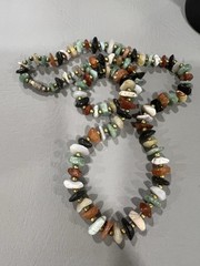 Vintage Natural Stone Chips Necklace Barrel Closure 22” Beaded Graduating Chips